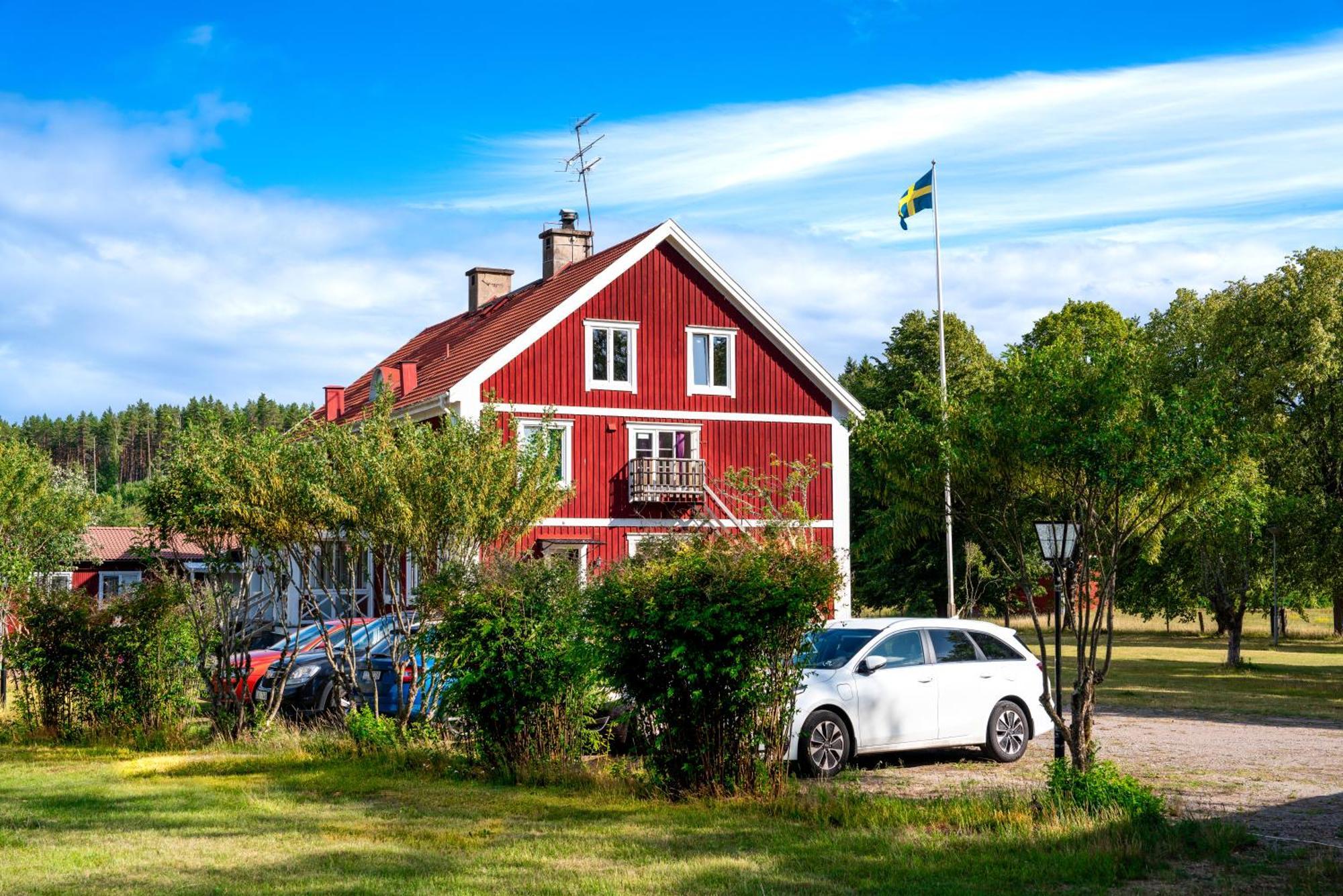 Haesslebogarden Turist & Konferens Hotel Марианелунд Екстериор снимка